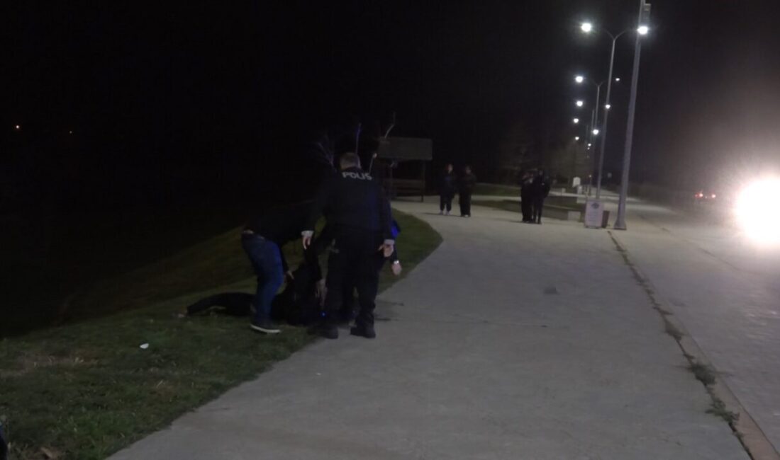 Samsun’un Bafra ilçesinde gece saatlerinde, psikolojik sorunları ve alkol aldığı