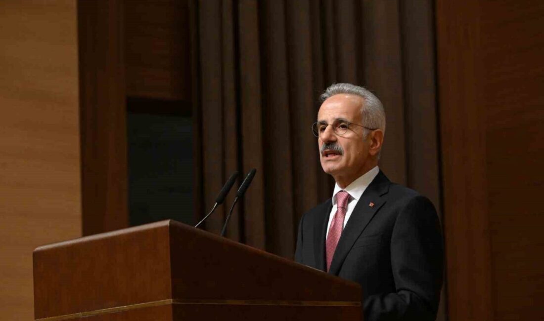 Ulaştırma ve Altyapı Bakanı Abdulkadir Uraloğlu, Türkiye’de 5G teknolojisini yaygınlaştırmak