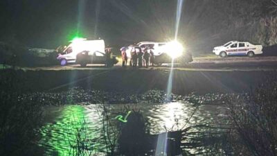 Muğla’nın Seydikemer ilçesinde, Eşen Çayı’nın kenarında balık tutarken dengesini kaybeden