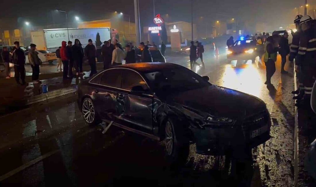 Bartın-Zonguldak karayolunda meydana gelen zincirleme kaza, 4 aracın karıştığı bir