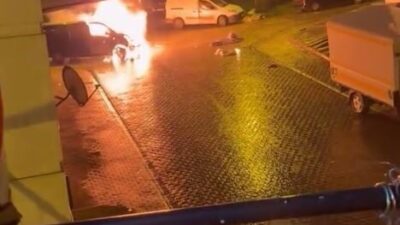 Başakşehir, Güvercintepe Mahallesi Şentepe Sokak’ta bir araç, henüz belirlenemeyen bir