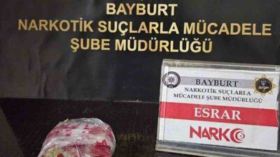 Bayburt’ta narkotik ekipleri tarafından gerçekleştirilen operasyonlarda esrar, metamfetamin ve bonzai