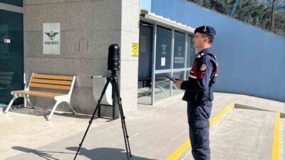 Bozüyük ilçesindeki Yüksek Hızlı Tren (YHT) istasyonunda jandarma ekiplerince gerçekleştirilen