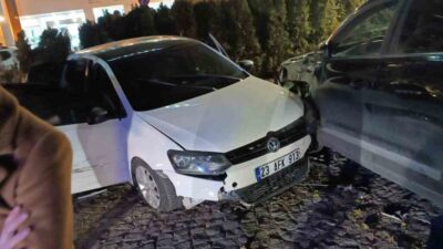 Bingöl ilinde meydana gelen trafik kazasında, Genç Caddesi’nde 41 HL