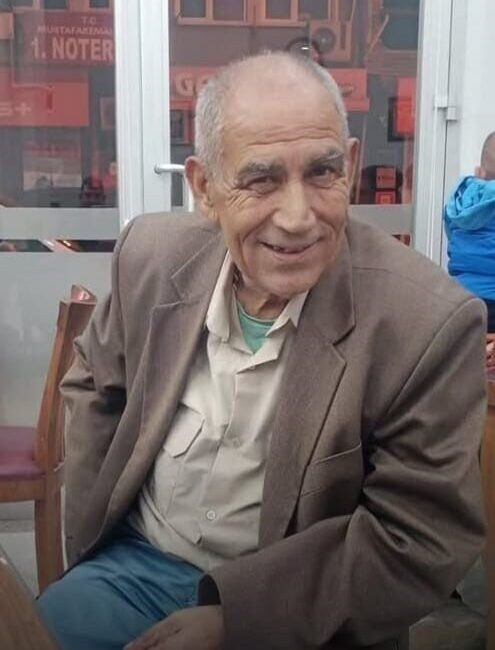 Mustafakemalpaşa ilçesine bağlı Yenidere Mahallesi’nde yaşayan 71 yaşındaki Zeki Karakuş