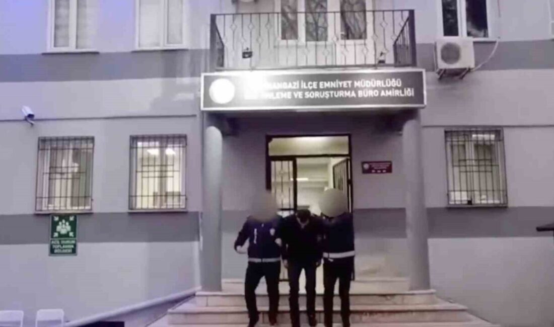 Bursa’da, polis ekiplerinin yürüttüğü operasyon sonucunda, haklarında kesinleşmiş hapis cezası