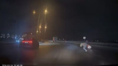 Bir motosiklet sürücüsü, Bursa’da virajı alamayarak dengesini kaybetti ve yere