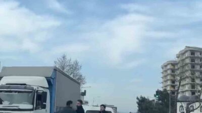 Bursa’da iki sürücü arasındaki anlaşmazlık, Osmangazi ilçesine bağlı Küçükbalıklı Mahallesi’nde