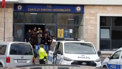Çanakkale’nin Çan ilçesinde bir sanayi sitesine bırakılan ve daha sonra
