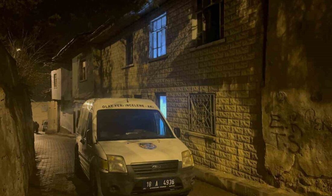 Çankırı’da İncili Çeşme Mahallesi’nde bir evde çıkan yangın sonucunda iki