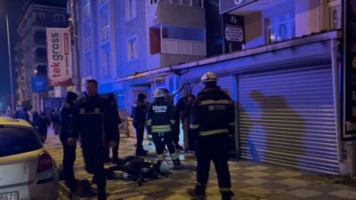 Çerkezköy ilçesindeki Namık Kemal Bulvarı’ndaki bir tuhafiye dükkanında çıkan yangın,