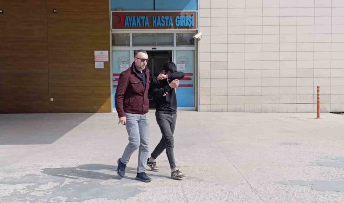 Bursa’nın İnegöl ilçesinde, kendisini kamu görevlisi gibi tanıtarak vatandaşları dolandırma