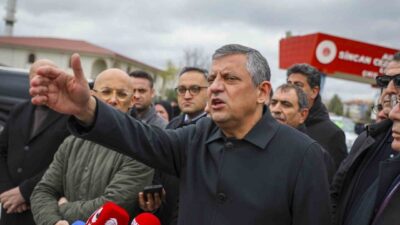 Cumhuriyet Halk Partisi Genel Başkanı Özgür Özel, Recep Tayyip Erdoğan’a