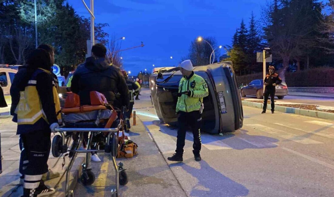 Çorum’da meydana gelen trafik kazasında, bir minibüs ile çarpışan cip