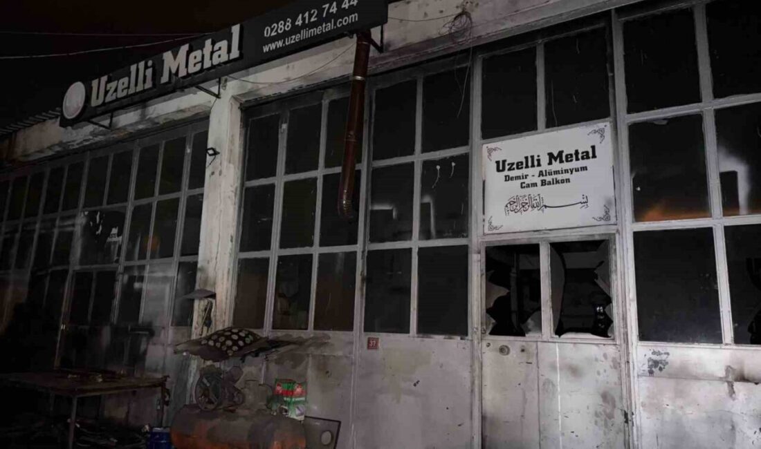 Lüleburgaz ilçesine bağlı sanayi sitesindeki bir demir atölyesinde meydana gelen