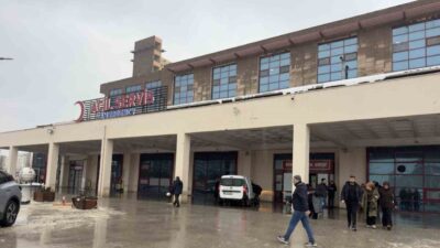 Çermik ilçesinde yaşanan taşlı sopalı kavga, yol verme konusundaki anlaşmazlıktan
