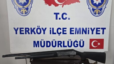 Yerköy’de polis ekiplerinin yürüttüğü çalışmalar kapsamında bir şahsın evinde ruhsatsız