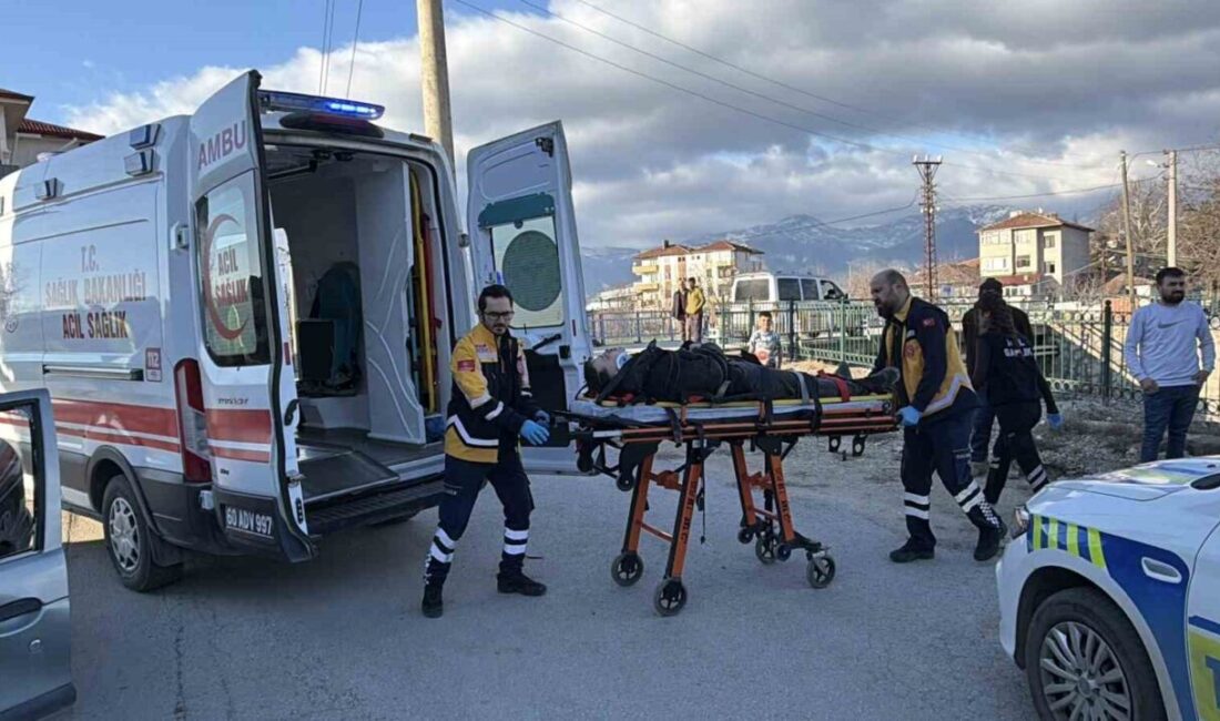 Erbaa ilçesinde meydana gelen trafik kazasında, bir motosiklet ile bir