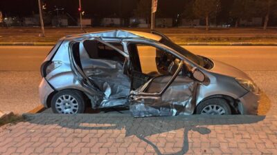 Erzincan’da meydana gelen trafik kazasında, Recep Tayyip Erdoğan Bulvarı üzerindeki