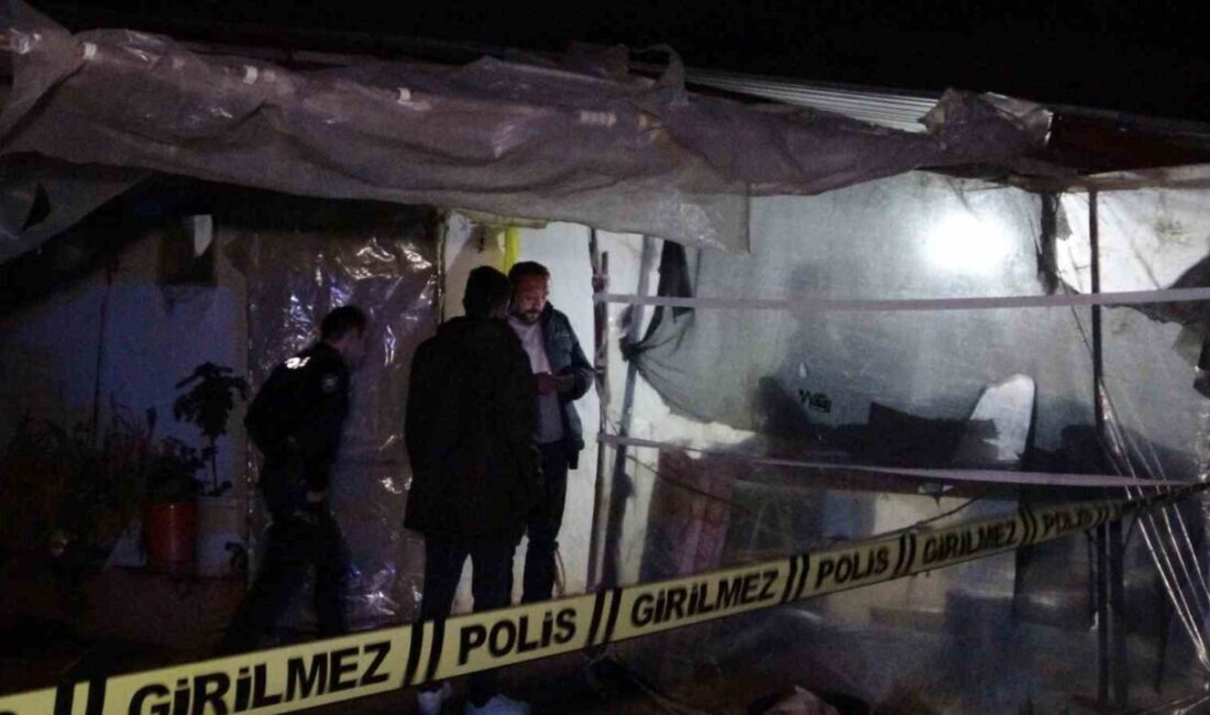 Antalya’da, 25 yaşındaki yabancı uyruklu bir sera işçisi kadın, göğsünden