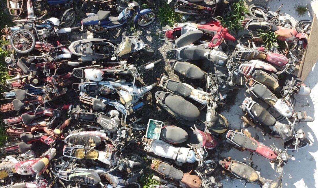 İncirliova ilçesinde plakası olmayan ve abartılı egzoz kullanan motosikletler üzerinde