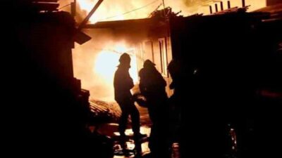 Bodrum ilçesindeki bir narenciye bahçesindeki personel lojmanı ve depo olarak