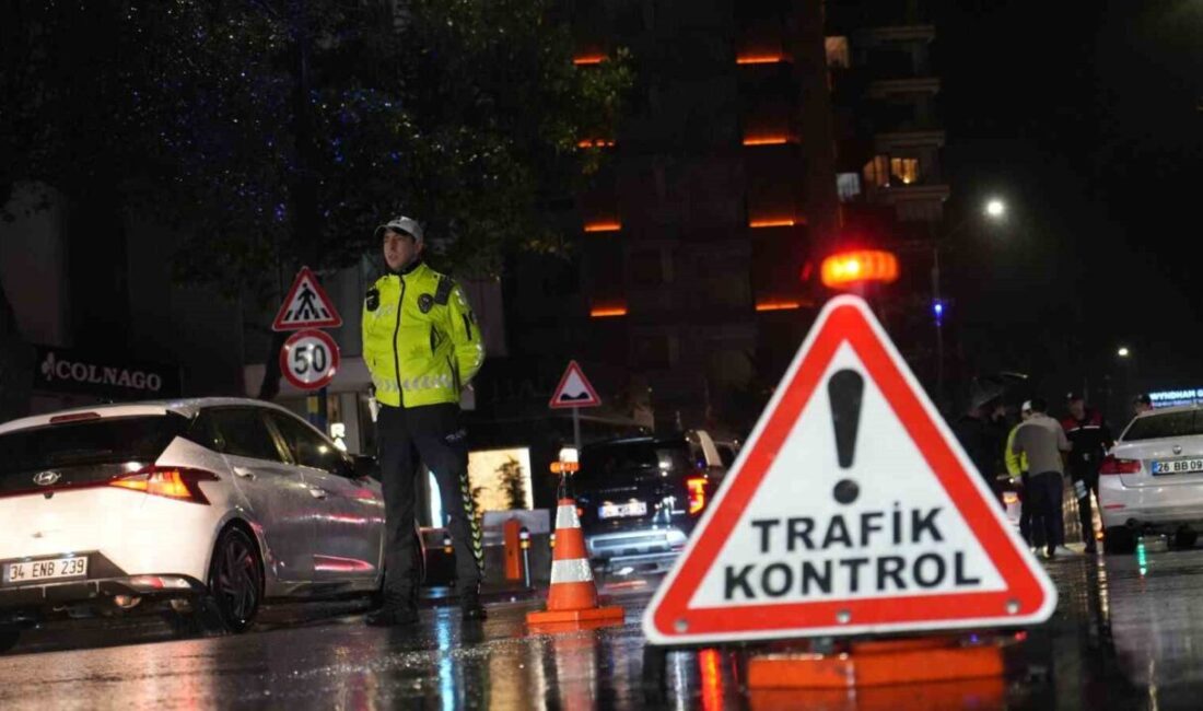 Kadıköy’de gerçekleştirilen trafik ve asayiş denetimleri, İstanbul genelinde güvenliğin sağlanması