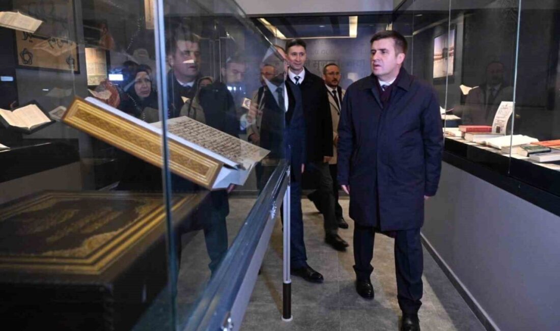 Kırıkkale İslami Değerler Külliyesi’nde, vatandaşlar dualarla Kadir Gecesi’ni kutladı. Bin