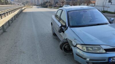 Keşan ilçesinde meydana gelen bir trafik kazasında, bir sürücü demir