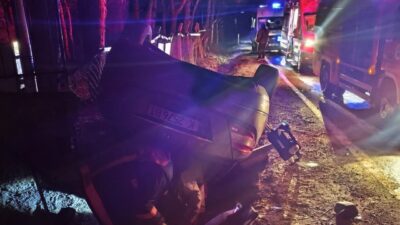 Keşan ilçesinde meydana gelen trafik kazasında otomobilin kontrolden çıkması sonucu