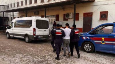 Gaziantep’te, farklı suçlardan aranan ve hakkında kesinleşmiş 12’şer yıl hapis