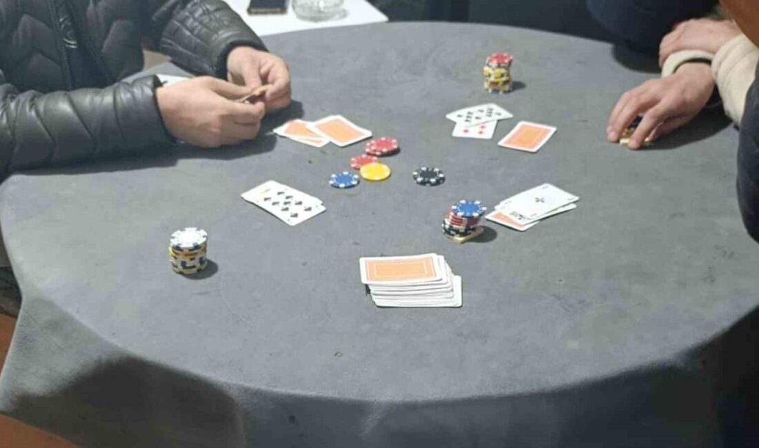 Kırıkkale’de kumar oynandığı tespit edilen bir derneğe yönelik düzenlenen polis