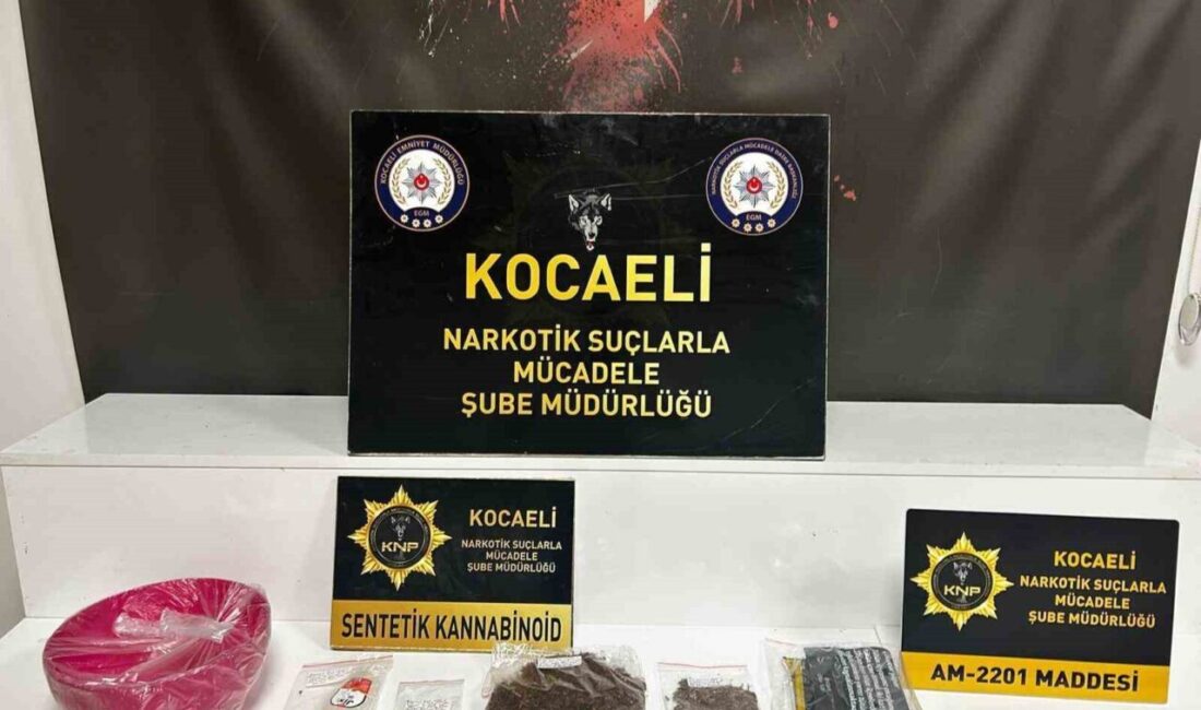 Kocaeli ilinde polis ekipleri tarafından gerçekleştirilen operasyonda 4,920 adet uyuşturucu