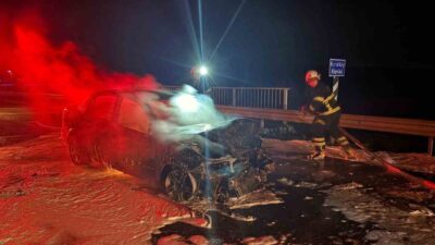 Lüleburgaz ilçesinde meydana gelen zincirleme trafik kazasında 2 kişi yaralandı