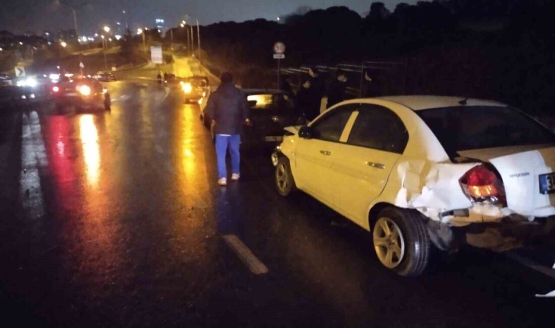 Başıbüyük-Büyükbakkalköy yolunda meydana gelen zincirleme trafik kazasında 1 kişi yaralandı.