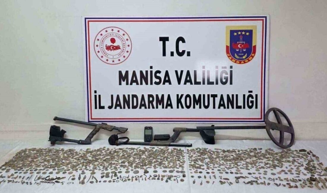 Manisa’nın Salihli ilçesinde jandarma ekipleri tarafından gerçekleştirilen operasyonda, 2 bin