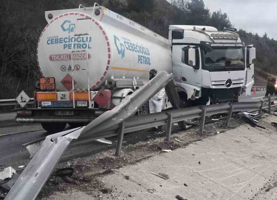 Bilecik’te meydana gelen bir olayda, mazot yüklü bir tanker karşı