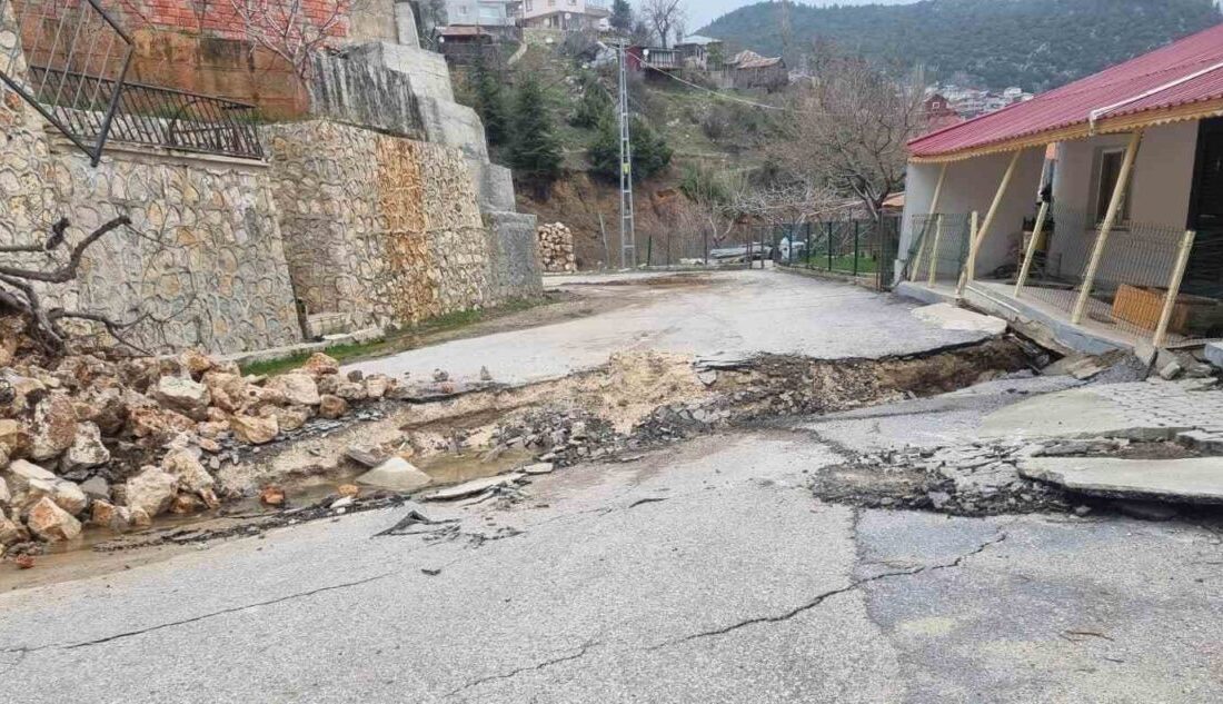 Mersin’in Mezitli ilçesine bağlı bir yüksek kesim mahallesinde meydana gelen