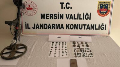 Mersin’de kaçak kazı yapanlara yönelik Jandarma ekipleri tarafından gerçekleştirilen operasyonda