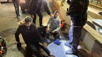 Aksaray’da meydana gelen trafik kazasında motosikletin otomobile çarpması sonucu sürücüyle