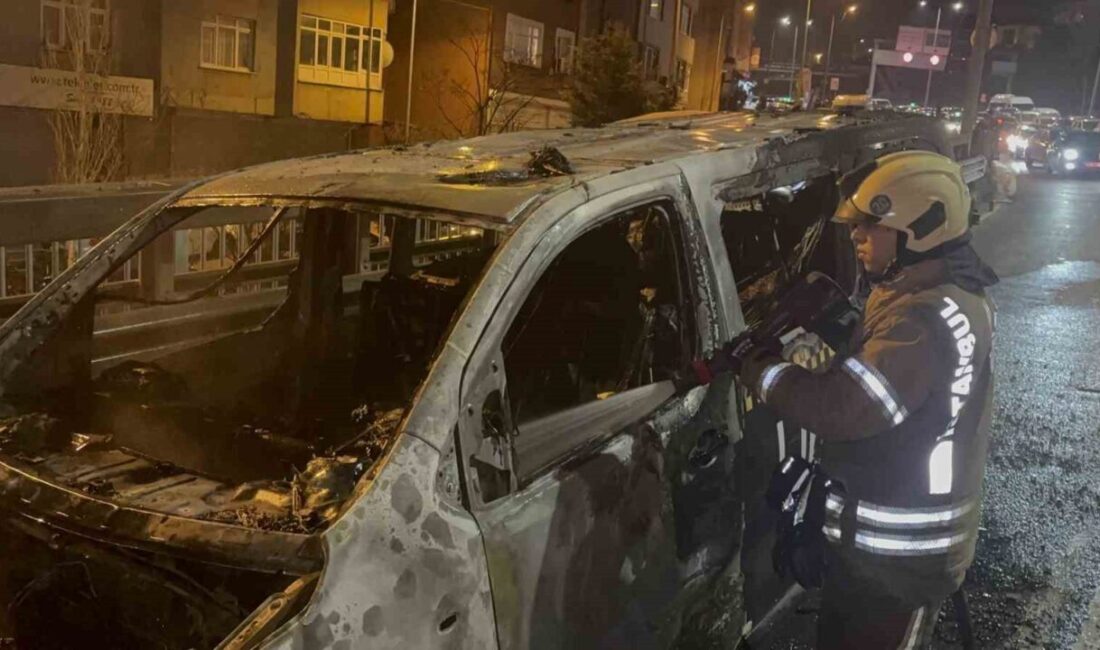 Kağıthane Okmeydanı’nda seyir halindeki bir ticari takside yangın çıktı. Aracı