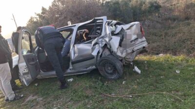 Düziçi ilçesinde meydana gelen trafik kazasında, bir minibüs ile bir