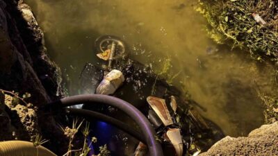 Bozyazı ilçesinde meydana gelen trafik kazasında, otomobilin çarptığı elektrikli bisiklet