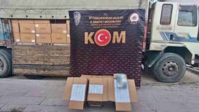 Afyonkarahisar’da polis tarafından durdurulan bir kamyonette 4 milyon 100 bin
