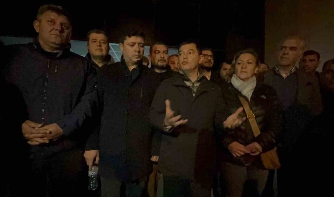 Muğla’nın Marmaris ilçesinde gece yarısı başlayan polis ekipleri tarafından yürütülen