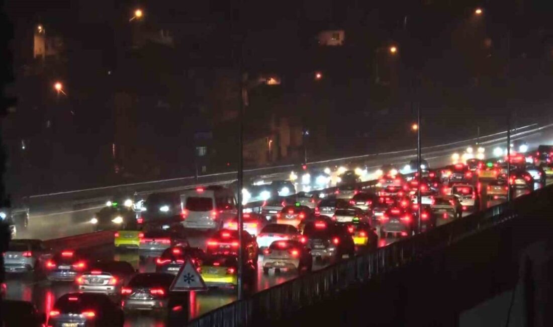 15 Temmuz Şehitler Köprüsü’nde, Ramazan Bayramı’nın ikinci gününde gece saatlerine