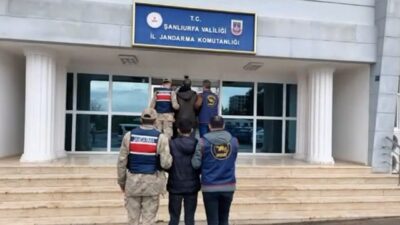 Şanlıurfa’da, 2 kişi, jandarma tarafından haklarında verilmiş cezaları bulunduğu gerekçesiyle