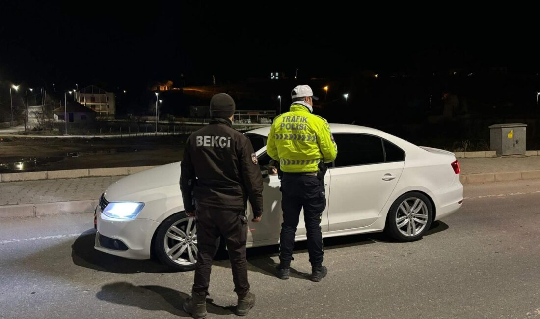 Yozgat’ın Sarıkaya ilçesinde İlçe Emniyet Müdürlüğü ekipleri tarafından asayiş ve