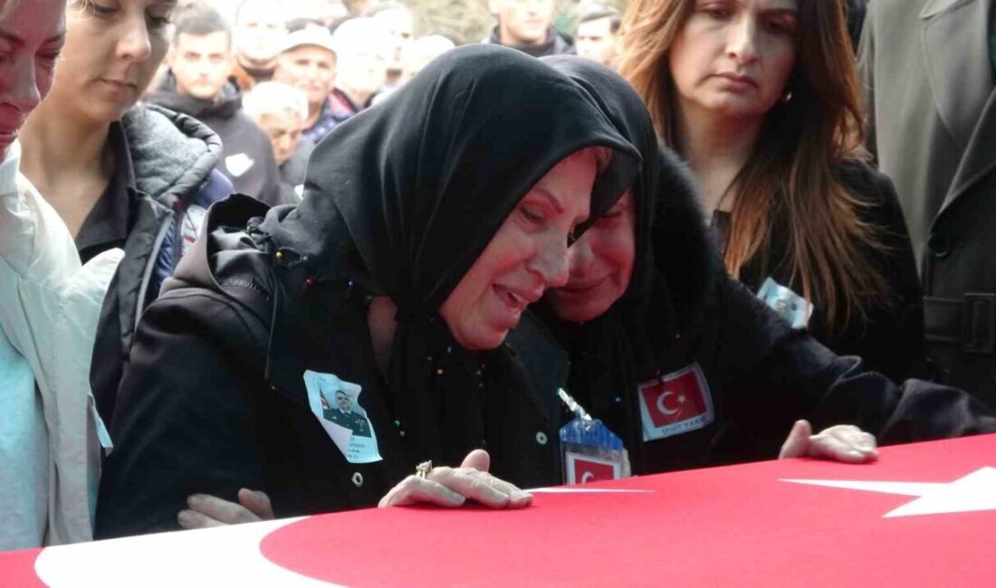 Katar’da eğitim sırasında yaşanan teknik arıza sonucu denize düşen helikopterde