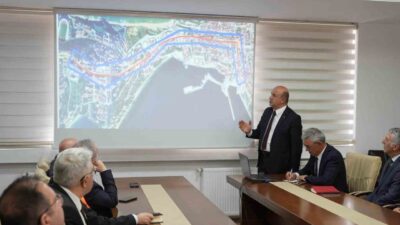 Sinop Valisi Mustafa Özarslan’ın liderliğinde yürütülen “Akıllı Trafik Sistemleri Yönetim